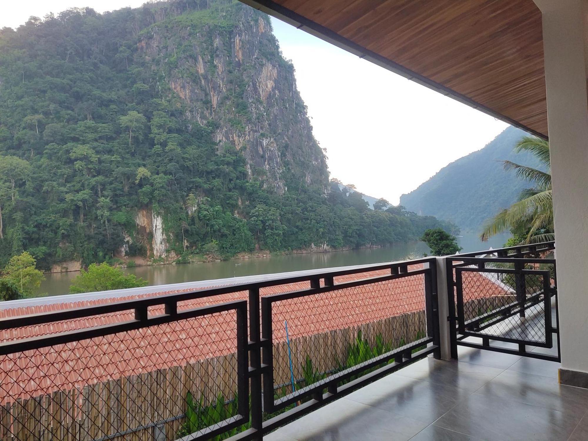 Amanda Boutique Hotel Nong Khiaw Exterior photo